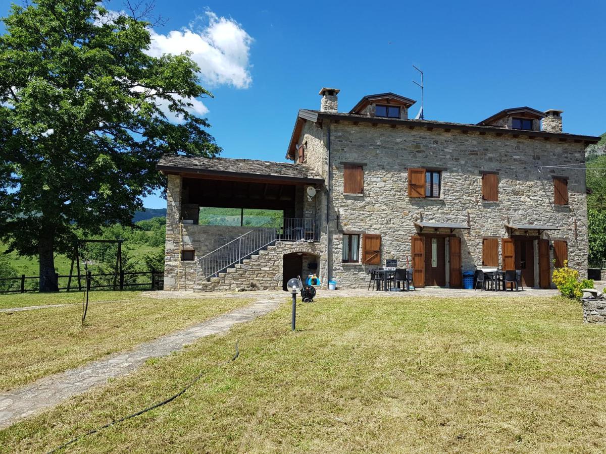 Casa Vacanze Fattoria Il Cerro Villa Pianelleto ภายนอก รูปภาพ