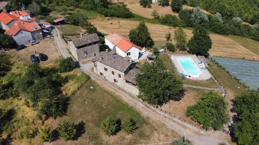 Casa Vacanze Fattoria Il Cerro Villa Pianelleto ภายนอก รูปภาพ