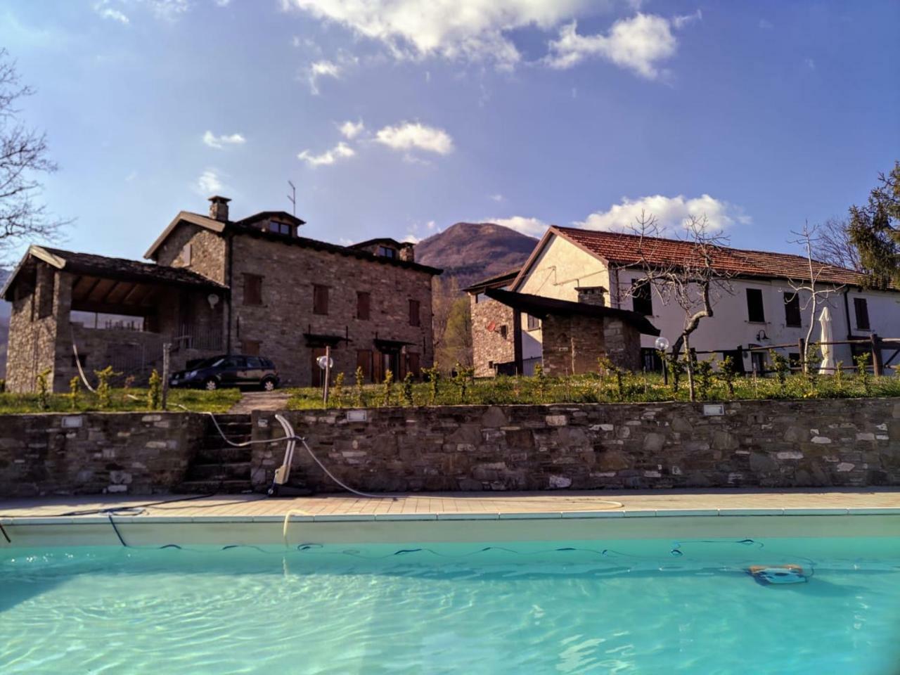 Casa Vacanze Fattoria Il Cerro Villa Pianelleto ภายนอก รูปภาพ