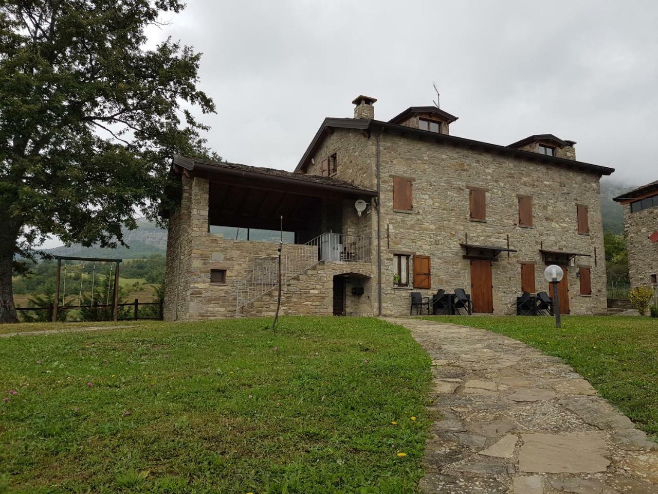 Casa Vacanze Fattoria Il Cerro Villa Pianelleto ภายนอก รูปภาพ